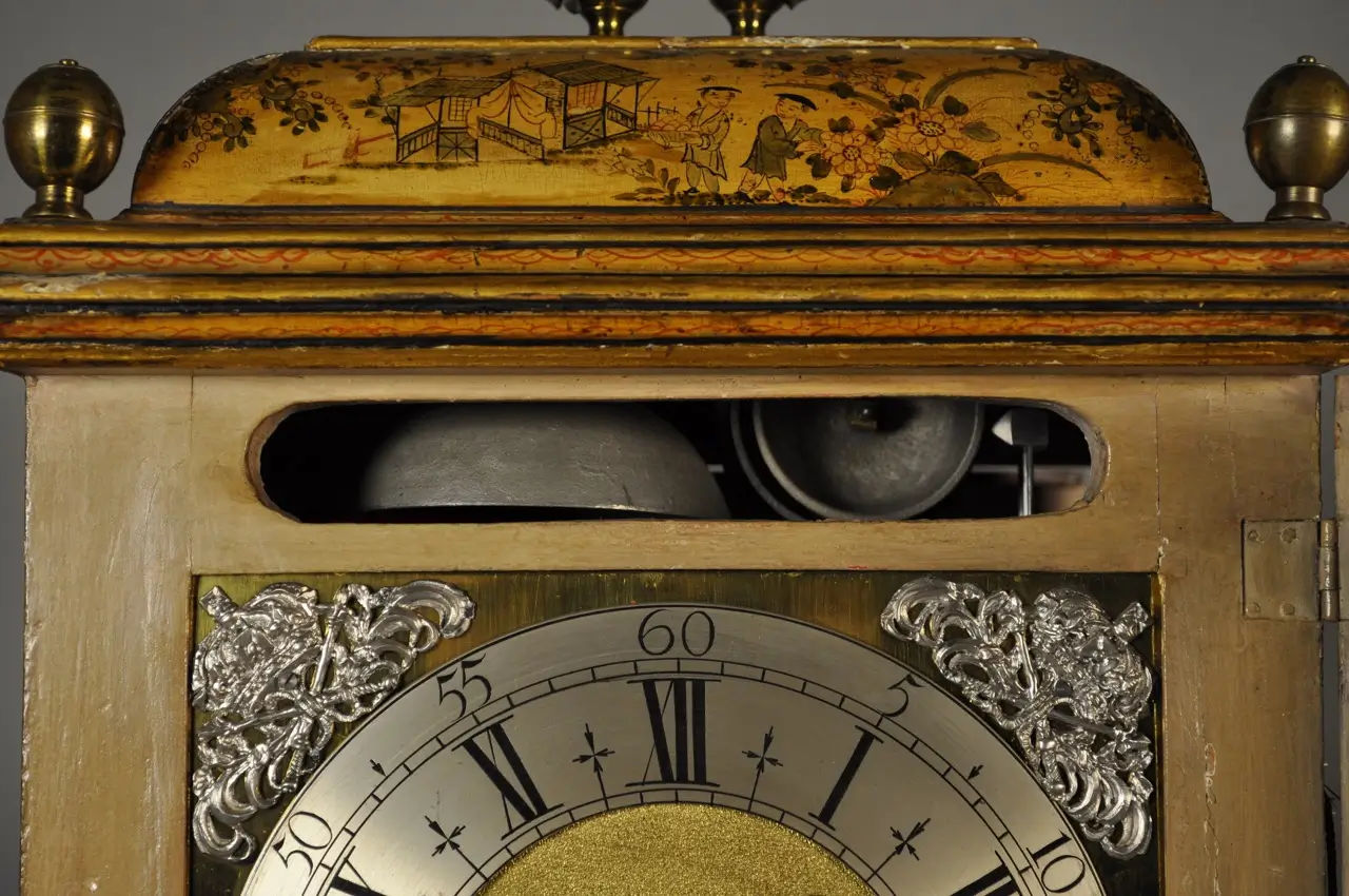 Pendola Inglese laccata a“chinoiserie” Peter Garon - immagine 9