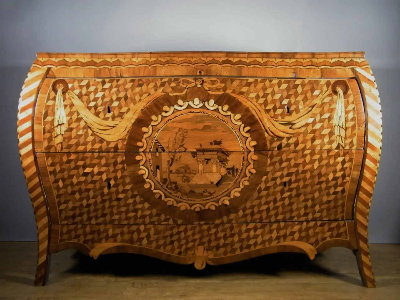 Commode cremonese Porta violini e spartiti