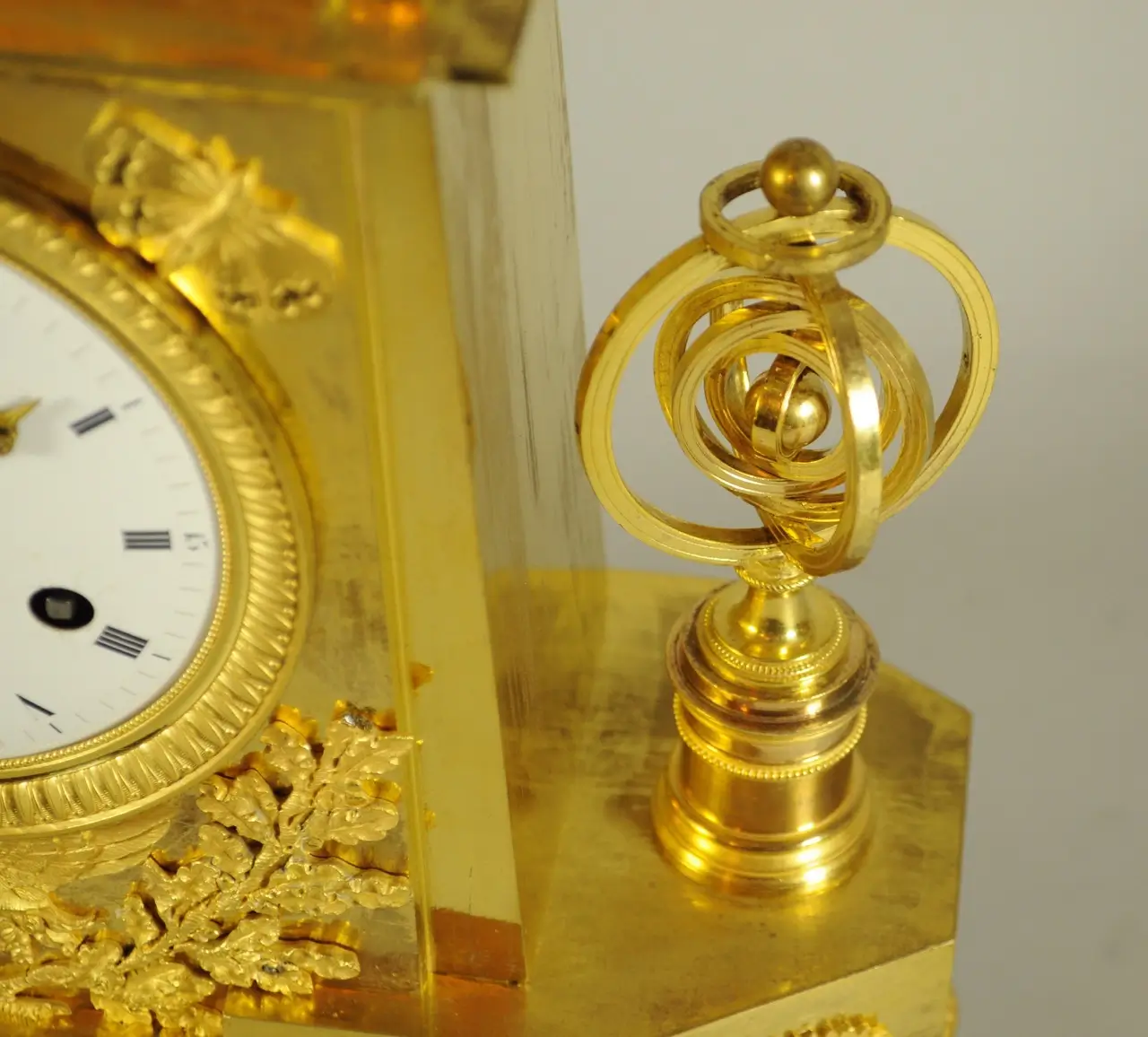 Pendola francese rappresentante l'allegoria dell'Astronomia - immagine 5