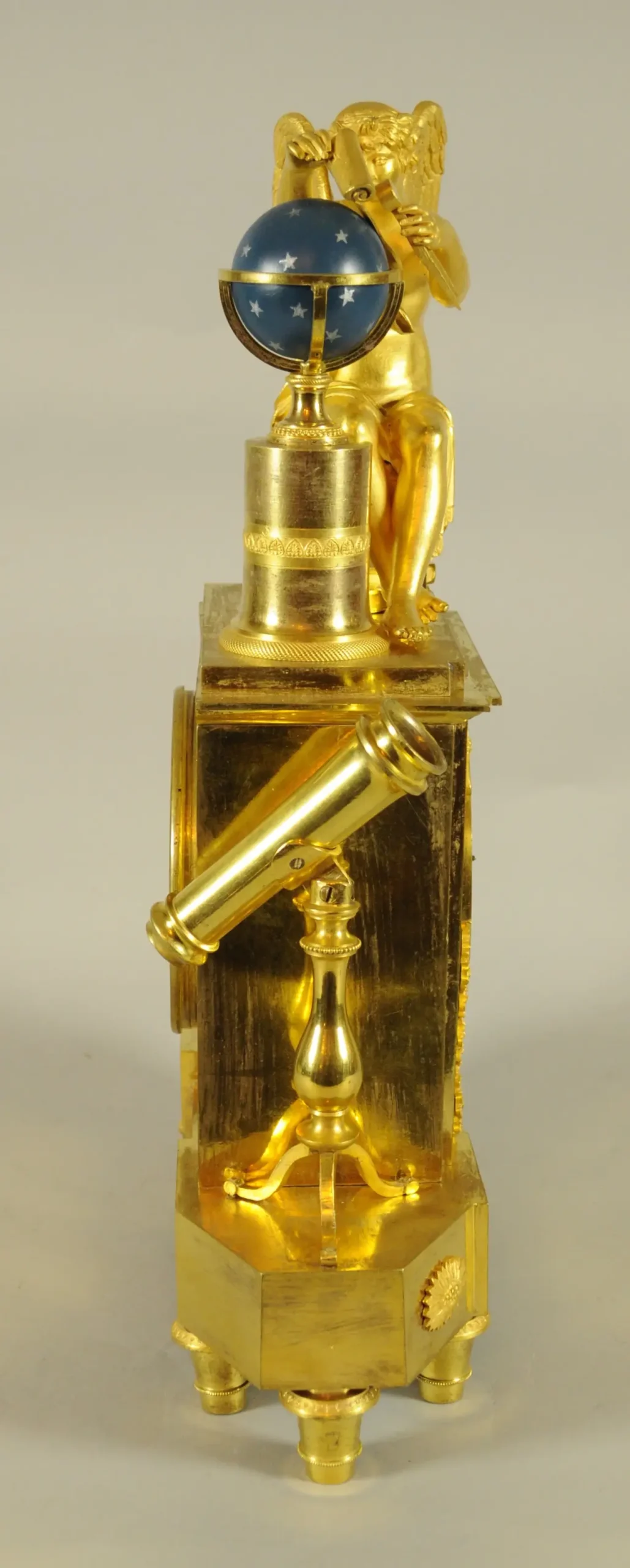 Pendola francese rappresentante l'allegoria dell'Astronomia - immagine 9