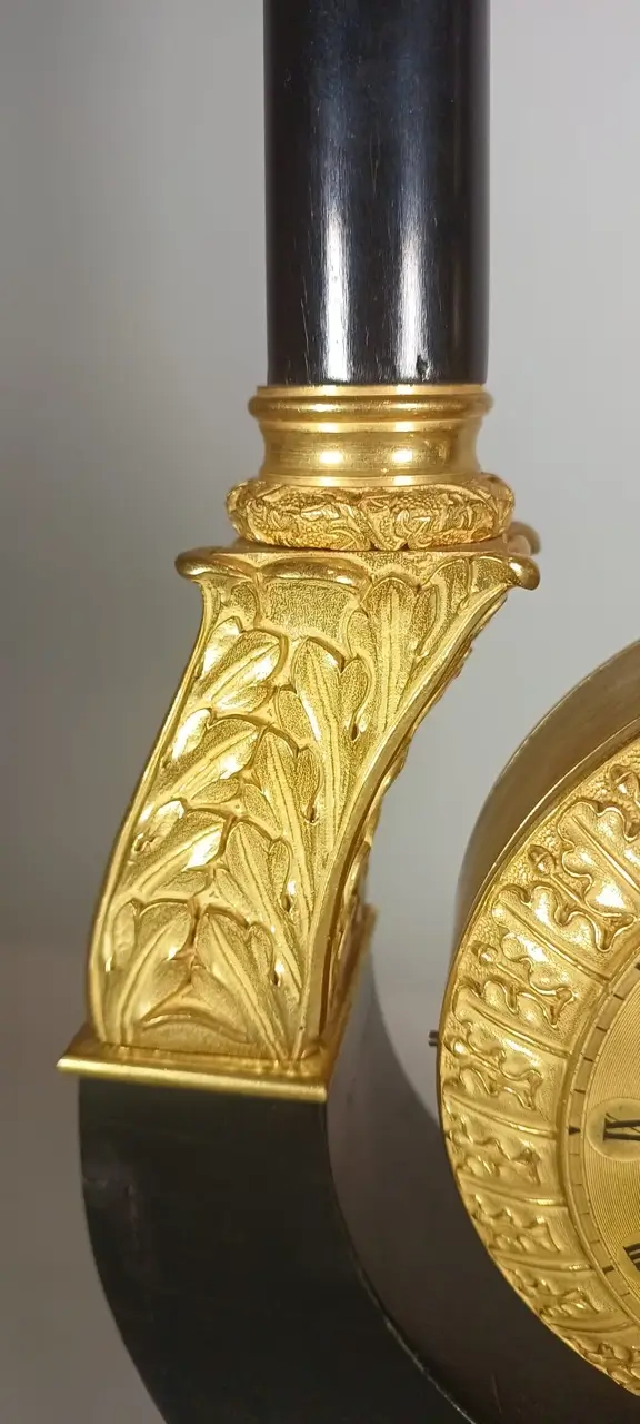 Regolatore francese Carlo X del modello “lira oscillante” - immagine 13